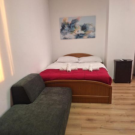 Albania Apartment Comfort Near Tirana City Center エクステリア 写真