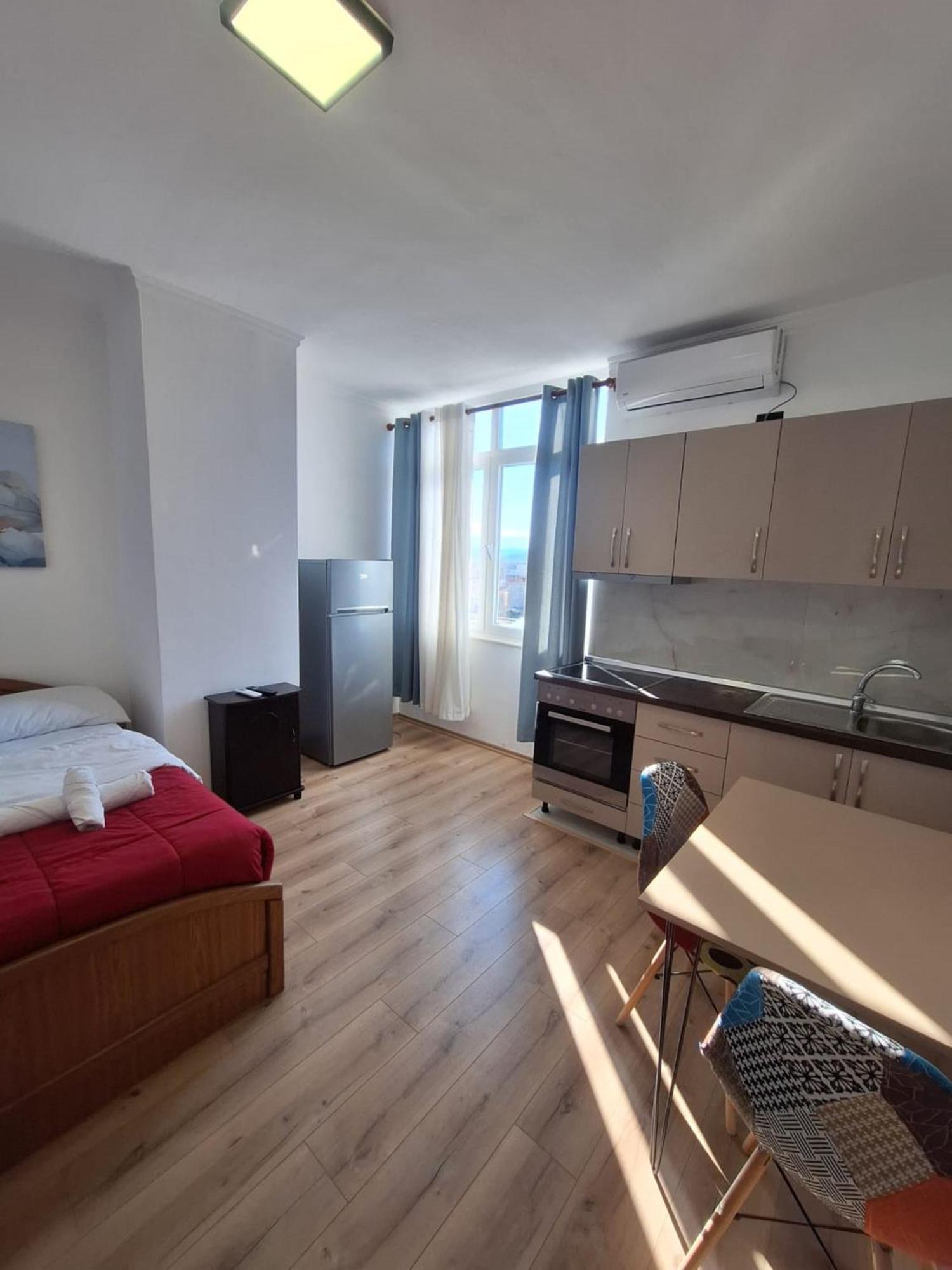 Albania Apartment Comfort Near Tirana City Center エクステリア 写真