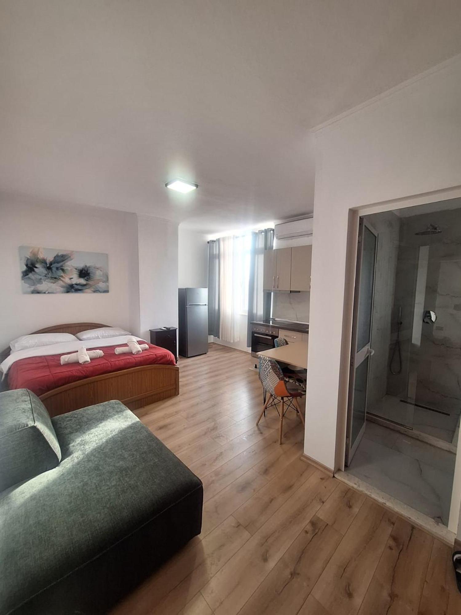 Albania Apartment Comfort Near Tirana City Center エクステリア 写真