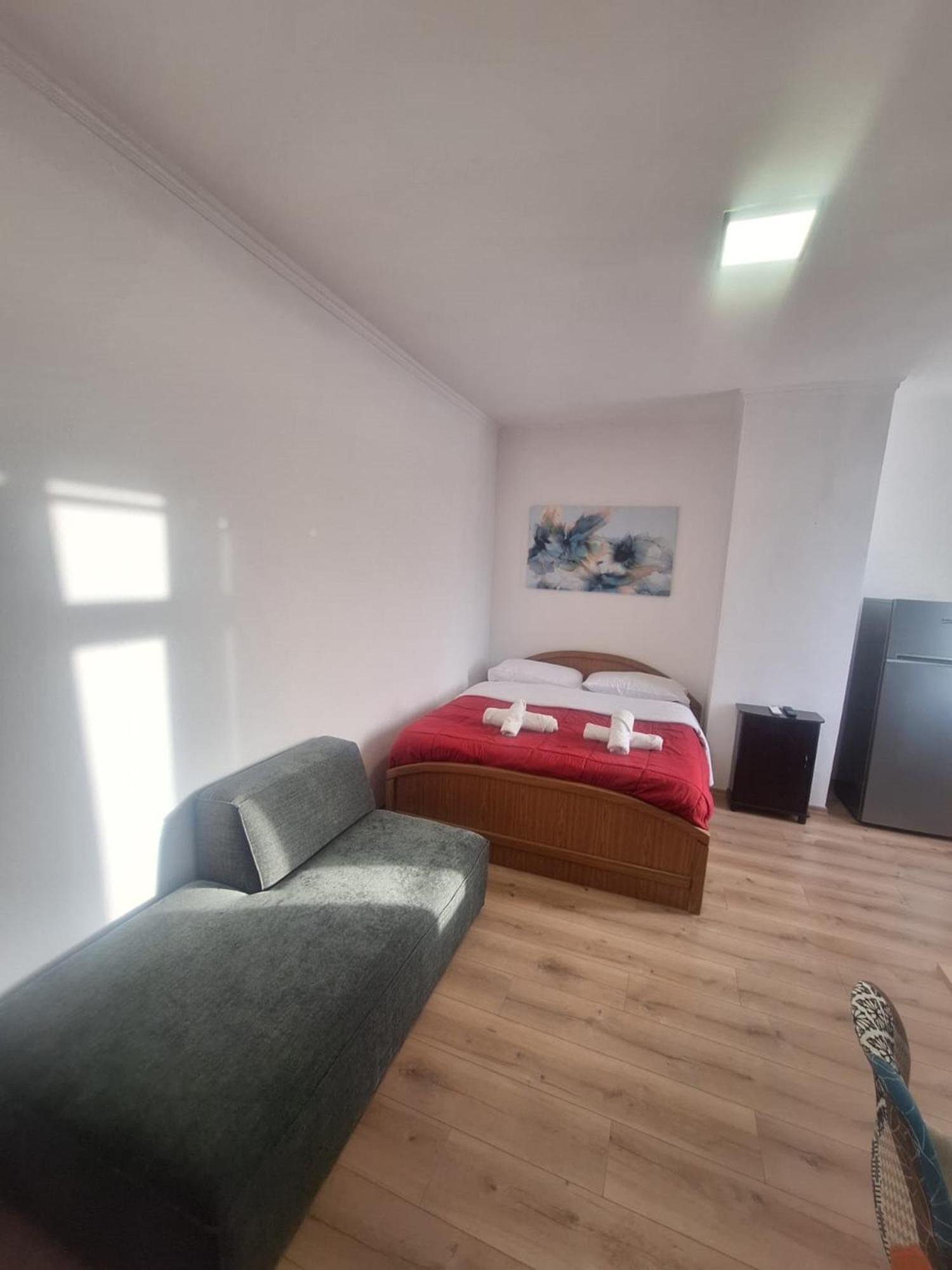 Albania Apartment Comfort Near Tirana City Center エクステリア 写真