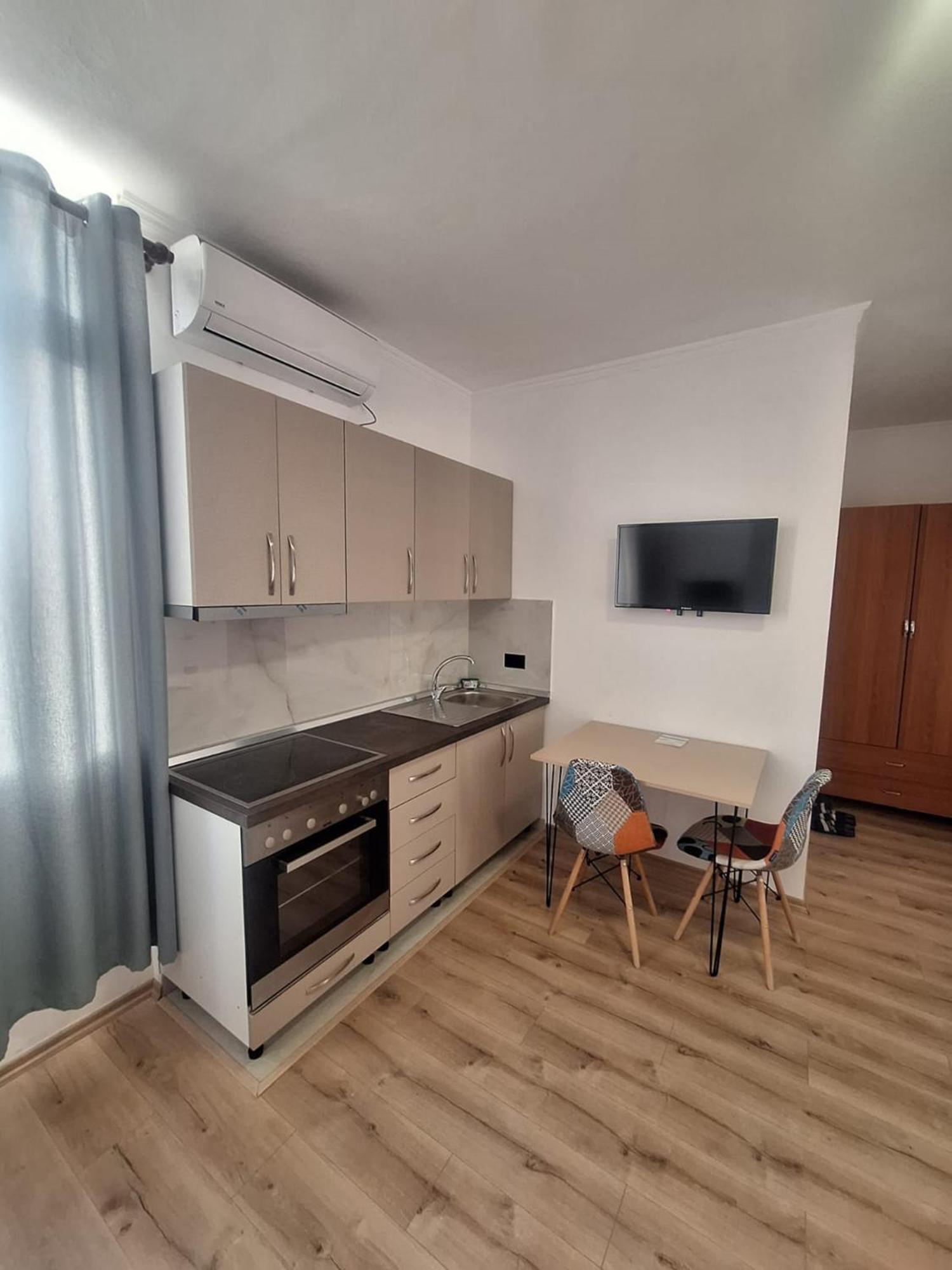 Albania Apartment Comfort Near Tirana City Center エクステリア 写真